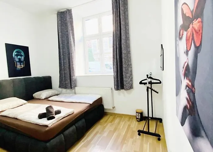 Family Studio- 7 Minutes To Schoenbrunn Palace *