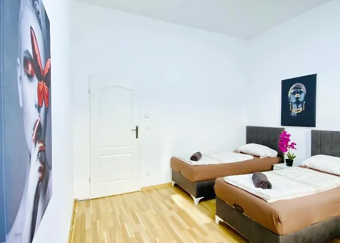 Family Studio- 7 Minutes To Schoenbrunn Palace * Bécs
